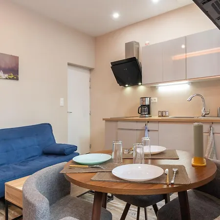 Batiment Les Iris Apartamento *