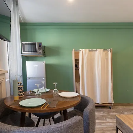 Batiment Les Iris Apartamento *